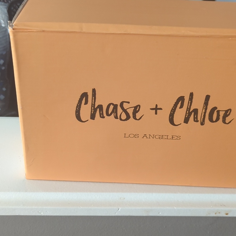 Shoe - Picture 8 of 12